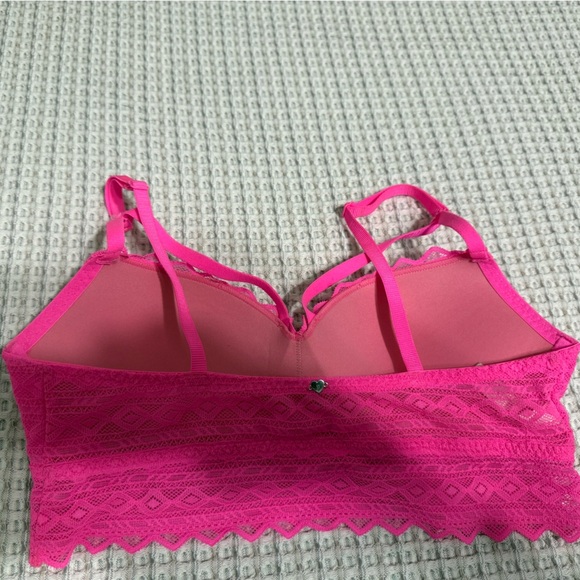 VS Bralette Size S - Picture 2 of 4